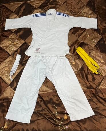 Adidas cüdo geyimi dəsti - Brend: Adidas - Rəng: ağ (mavi zolaqlı lalafo.az -da Adidas cüdo geyimi dəsti - Brend: Adidas - Rəng: ağ (mavi zolaqlı