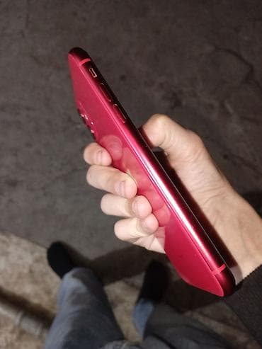 IPhone 11, Qırmızı, Face ID lalafo.az -da — 4 IPhone 11, Qırmızı, Face ID — 4