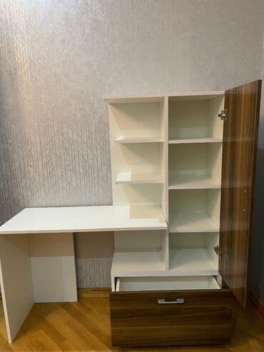 Пуфики на заказ: Прямой стол, Без стула, С полками, С выдвижными ящиками, Ламинат простой at lalafo.az — 2 Пуфики на заказ: Прямой стол, Без стула, С полками, С выдвижными ящиками, Ламинат простой — 2