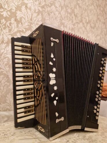 Royallar: Qarmon, Akustik, Yeni, Ünvandan götürmə, Ödənişli çatdırılma, Rayonlara çatdırılma lalafo.az -da — 1 Royallar: Qarmon, Akustik, Yeni, Ünvandan götürmə, Ödənişli çatdırılma, Rayonlara çatdırılma — 1