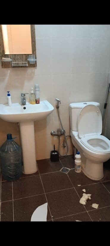 Tecili Unitaz Tulpan satılır.Güzgüde hediyye. 120 manat sonu lalafo.az -da — 2 Tecili Unitaz Tulpan satılır.Güzgüde hediyye. 120 manat sonu — 2