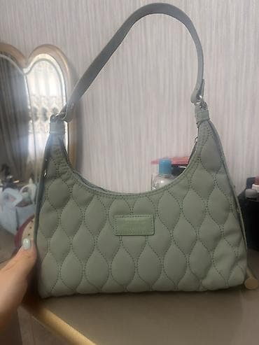 Zərif dizaynlı çiyin çantası - Rəng: pastel yaşıl - Material: yumşaq lalafo.az -da Zərif dizaynlı çiyin çantası - Rəng: pastel yaşıl - Material: yumşaq
