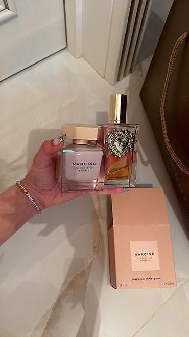 Narciso Rodriguez – Narciso Poudrée Eau de Parfum, 90 ml - Qadın üçün lalafo.az -da Narciso Rodriguez – Narciso Poudrée Eau de Parfum, 90 ml - Qadın üçün