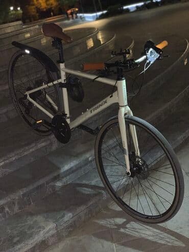 TRINX FREE 2.0 hibrid/şosse tipli velosiped - Çərçivə: yüngül lalafo.az -da TRINX FREE 2.0 hibrid/şosse tipli velosiped - Çərçivə: yüngül