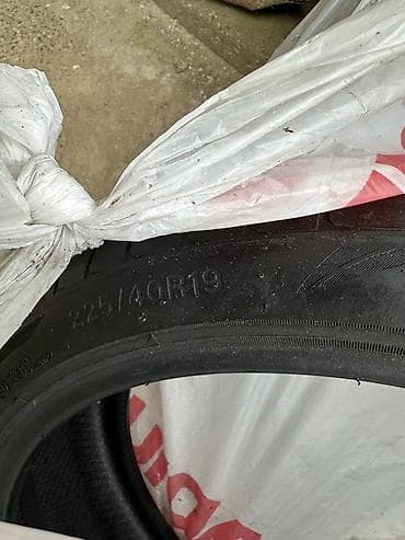 225/40 R19 yay təkəri - Ölçü: 225/40 R19 (şin üzərində qeyd olunub) - lalafo.az -da 225/40 R19 yay təkəri - Ölçü: 225/40 R19 (şin üzərində qeyd olunub) -