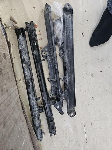 Salam.Tayota Hilux 2014. Radiyatır kirişkasi Tezeden seçilmir usdu lalafo.az -da Salam.Tayota Hilux 2014. Radiyatır kirişkasi Tezeden seçilmir usdu
