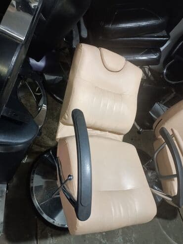 Salon kreslosu satilir 170azn.Hec bir problemi yoxdu.ideal lalafo.az -da Salon kreslosu satilir 170azn.Hec bir problemi yoxdu.ideal