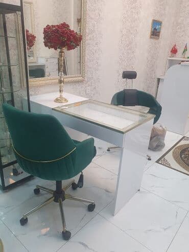 İşlənmiş, Açılmayan, Dördbucaq masa lalafo.az -da İşlənmiş, Açılmayan, Dördbucaq masa