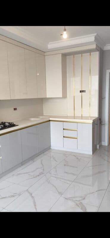 Mətbəx mebeli satılır. Qiymət 750, təzədi işlənməyib. Uzunluğu 2.5 lalafo.az -da Mətbəx mebeli satılır. Qiymət 750, təzədi işlənməyib. Uzunluğu 2.5