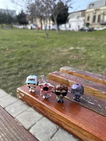 Fiqur, rəng - Bənövşəyi lalafo.az -da Fiqur, rəng - Bənövşəyi