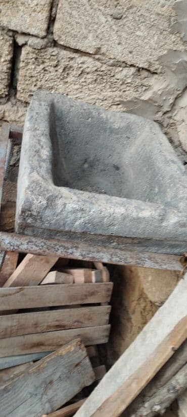 Beton qarışdırmaq və tikinti işləri üçün kvadrat formalı, qalın lalafo.az -da — 2 Beton qarışdırmaq və tikinti işləri üçün kvadrat formalı, qalın — 2