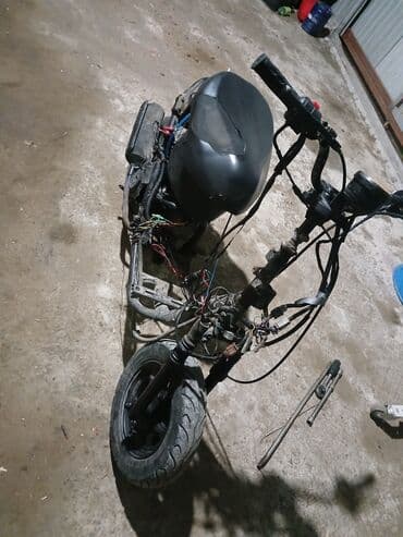 Benzin mühərrikli mini skuter/moped karkası - Çərçivə: metal karkas lalafo.az -da Benzin mühərrikli mini skuter/moped karkası - Çərçivə: metal karkas