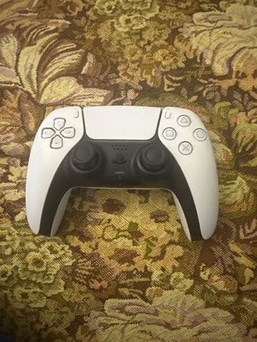 Salam Ps5 dualsense satiram cox ideal veziyettedir ps5 in oz ustunde lalafo.az -da Salam Ps5 dualsense satiram cox ideal veziyettedir ps5 in oz ustunde