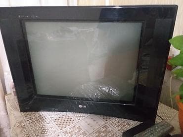 LG “Ultra Slim” seriyalı CRT televizor - Ekran: kineskop/CRT, nazik at lalafo.az LG “Ultra Slim” seriyalı CRT televizor - Ekran: kineskop/CRT, nazik