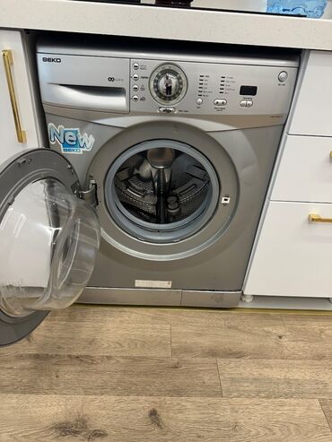 Salam maşın işləkdir ancaq cuzi xərci var su buraxır. Yenisi alınacaq lalafo.az -da Salam maşın işləkdir ancaq cuzi xərci var su buraxır. Yenisi alınacaq