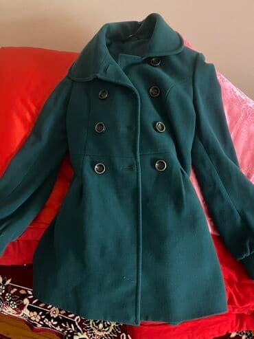 Qadın üst geyimləri – 3 fərqli palto 1) Tünd firuzə rəngli qısa palto lalafo.az -da Qadın üst geyimləri – 3 fərqli palto 1) Tünd firuzə rəngli qısa palto