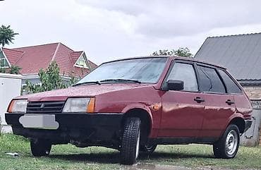 Model: VAZ 2109 “Sputnik” (5 qapılı hetçbek) Rəng: Tünd qırmızı Kuzov lalafo.az -da Model: VAZ 2109 “Sputnik” (5 qapılı hetçbek) Rəng: Tünd qırmızı Kuzov