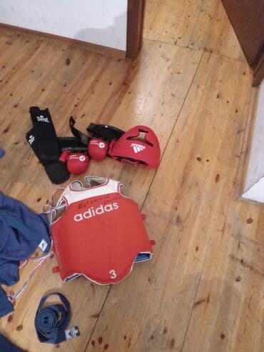 Шлемы: Uşaq üçün döyüş/idman komplekti – 7-8 yaşa uyğun Dəst tərkibi: - at lalafo.az — 10 Шлемы: Uşaq üçün döyüş/idman komplekti – 7-8 yaşa uyğun Dəst tərkibi: - — 10