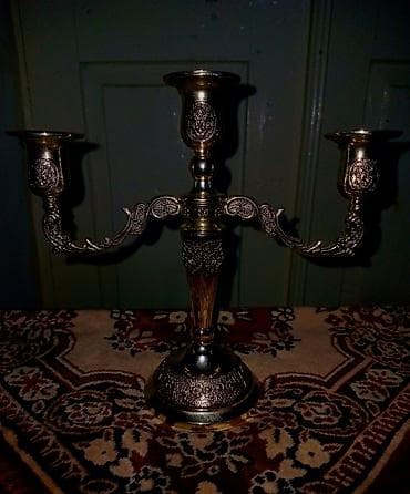 Üç şamlı klassik kandelabr - Material: metal ərinti, parlaq gümüşü lalafo.az -da — 3 Üç şamlı klassik kandelabr - Material: metal ərinti, parlaq gümüşü — 3