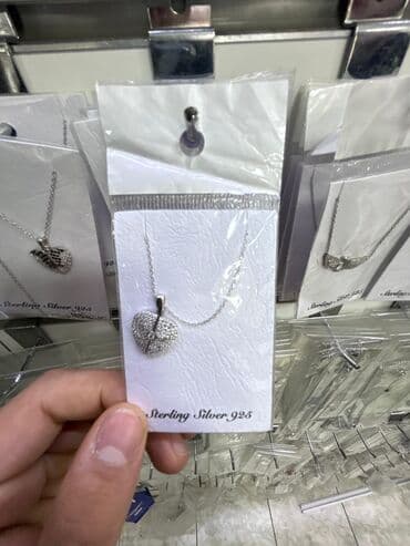 Məhsul: 925 Sterling Silver boyunbağılar Təsvir: - Material: 925 əyar lalafo.az -da Məhsul: 925 Sterling Silver boyunbağılar Təsvir: - Material: 925 əyar