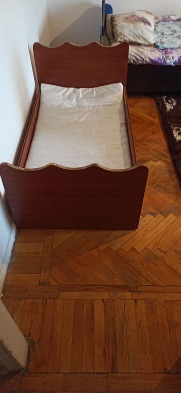 Oğlan və qız üçün, İşlənmiş, Çarpayı, Bazasız, Matras ilə, Siyirməsiz lalafo.az -da Oğlan və qız üçün, İşlənmiş, Çarpayı, Bazasız, Matras ilə, Siyirməsiz