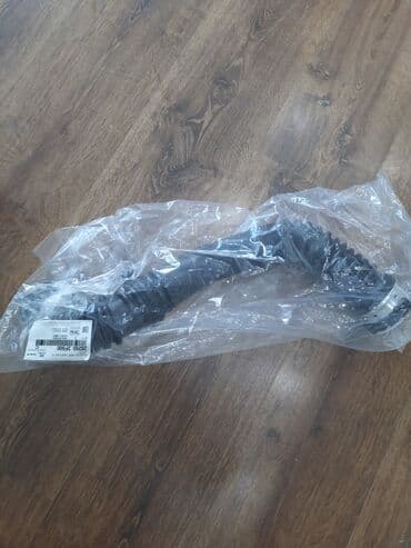 Kia Sorento üçün interkuller borusu lalafo.az -da Kia Sorento üçün interkuller borusu