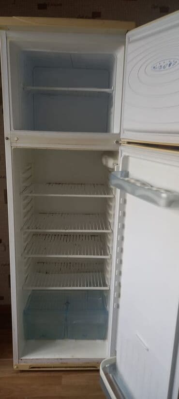 İşlənmiş 2 qapılı Aysberq Soyuducu Satılır, rəng - Ağ lalafo.az -da İşlənmiş 2 qapılı Aysberq Soyuducu Satılır, rəng - Ağ