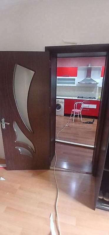 Qapı – daxili otaq qapısı - Material: tünd qəhvəyi rəngli MDF/laminat lalafo.az -da Qapı – daxili otaq qapısı - Material: tünd qəhvəyi rəngli MDF/laminat