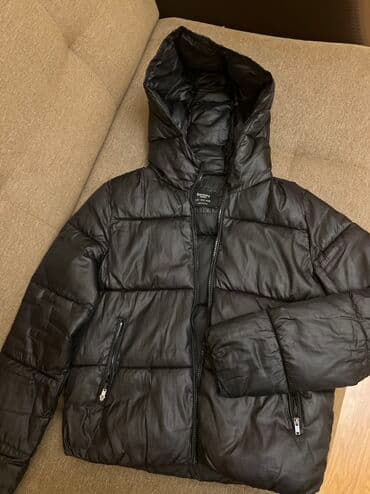 Puxovik kurtka, Bershka, S lalafo.az -da Puxovik kurtka, Bershka, S