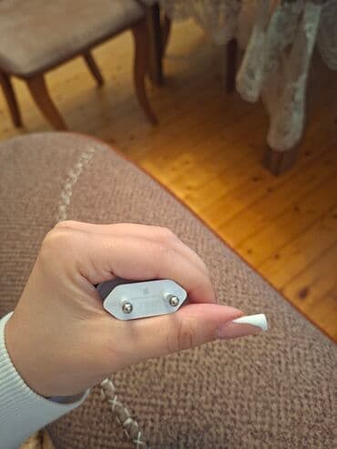 Adapter Apple, 20 Vt lalafo.az -da Adapter Apple, 20 Vt