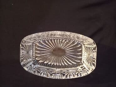 Sovetin 1970 ci ilin xrustal qabı. Salat, qəlyanaltı, meyvə dilimlər lalafo.az -da Sovetin 1970 ci ilin xrustal qabı. Salat, qəlyanaltı, meyvə dilimlər