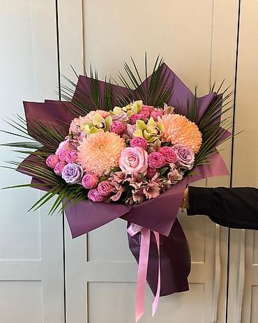 Çiçək buketləri – professional floristik dizayn lalafo.az -da Çiçək buketləri – professional floristik dizayn