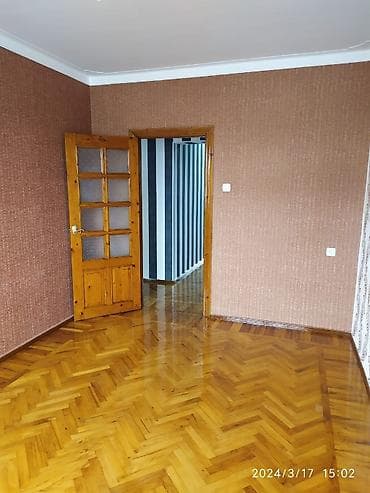 Mənzil – çoxmərtəbəli daş binada - Plan: ayrıca otaq, mətbəx, sanitar lalafo.az -da — 9 Mənzil – çoxmərtəbəli daş binada - Plan: ayrıca otaq, mətbəx, sanitar — 9