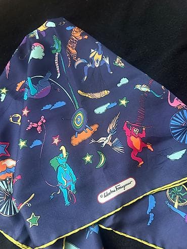 Ferragamo/ silk scarf
Limited edition
450 azn at lalafo.az Ferragamo/ silk scarf
Limited edition
450 azn