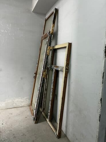 Plastik qapı və pəncərə 2 ədəd şüşələri var lalafo.az -da Plastik qapı və pəncərə 2 ədəd şüşələri var