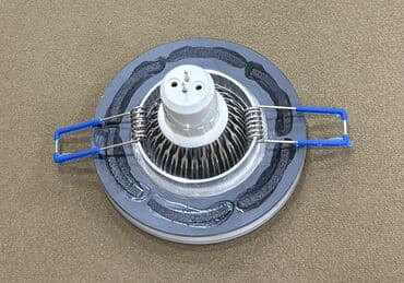 Spot lampalar: LED spot işıq – tavan üçün quraşdırılan - Model: MR16, 220V - Güc lalafo.az -da — 6 Spot lampalar: LED spot işıq – tavan üçün quraşdırılan - Model: MR16, 220V - Güc — 6