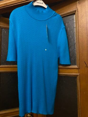 Qadın geyimləri – 2 fərqli model 1) Ağ bluz: - Yumşaq, axıcı parça - lalafo.az -da Qadın geyimləri – 2 fərqli model 1) Ağ bluz: - Yumşaq, axıcı parça -