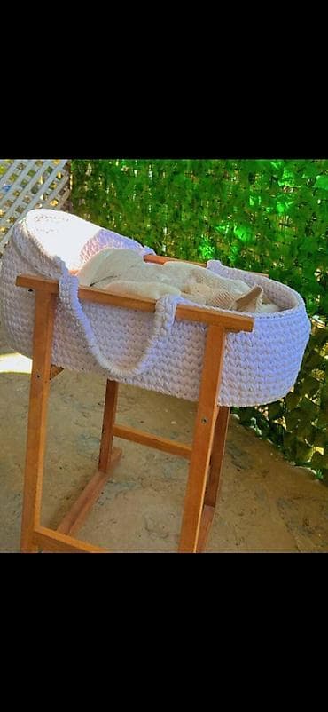 Oğlan və qız üçün, Dördbucaq, Beşik, Dəstsiz, Matras ilə, Yellənmə mexanizmsiz lalafo.az -da Oğlan və qız üçün, Dördbucaq, Beşik, Dəstsiz, Matras ilə, Yellənmə mexanizmsiz