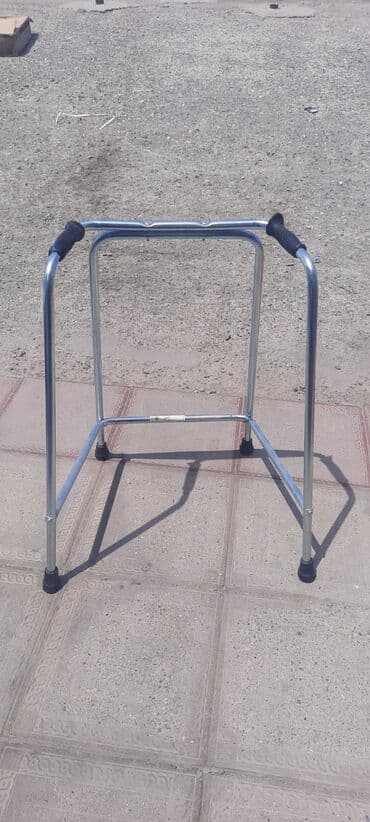 Медицинские лампы: Yurutec Xadinok Xəstələr üçün yürüteç Qocalar üçün yerimək aparatı at lalafo.az — 2 Медицинские лампы: Yurutec Xadinok Xəstələr üçün yürüteç Qocalar üçün yerimək aparatı — 2