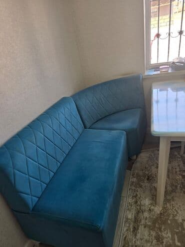 Metbex divani 60₼ .Unvan Zabrat &Rumi lalafo.az -da Metbex divani 60₼ .Unvan Zabrat &Rumi