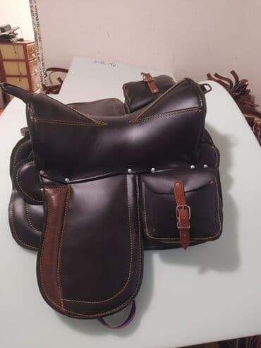 At yəhəri (yəhərə daxildi )
quşqun
çəki
üzəngi dəmiri
üzəngi qayşi lalafo.az -da At yəhəri (yəhərə daxildi )
quşqun
çəki
üzəngi dəmiri
üzəngi qayşi