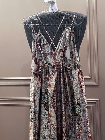 İpək materialdır
ölçü standartdır
yeni kimidir lalafo.az -da İpək materialdır
ölçü standartdır
yeni kimidir