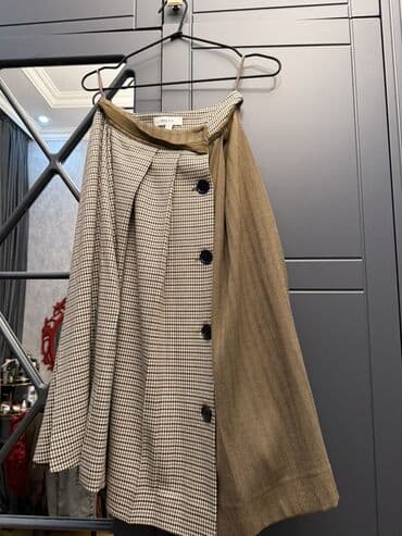 Brend: IPEKYOL Model: Asimmetrik kəsimli, düyməli ətək - Ölçü: EUR lalafo.az -da Brend: IPEKYOL Model: Asimmetrik kəsimli, düyməli ətək - Ölçü: EUR