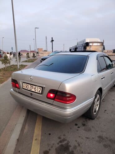 Mercedes-Benz E-Class: 2.3 l | 1995 il Sedan lalafo.az -da Mercedes-Benz E-Class: 2.3 l | 1995 il Sedan