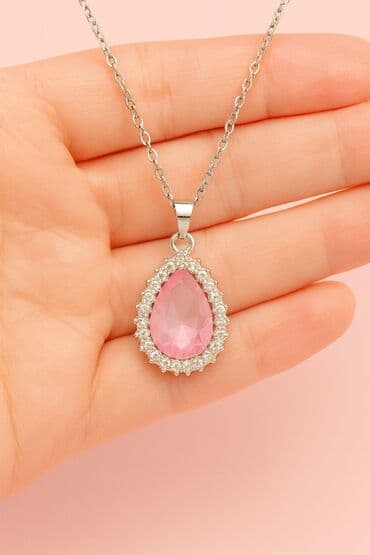 Gümüş rəngli zəncirli boyunbağı. Qablaşdirma daxil 10 lalafo.az -da Gümüş rəngli zəncirli boyunbağı. Qablaşdirma daxil 10