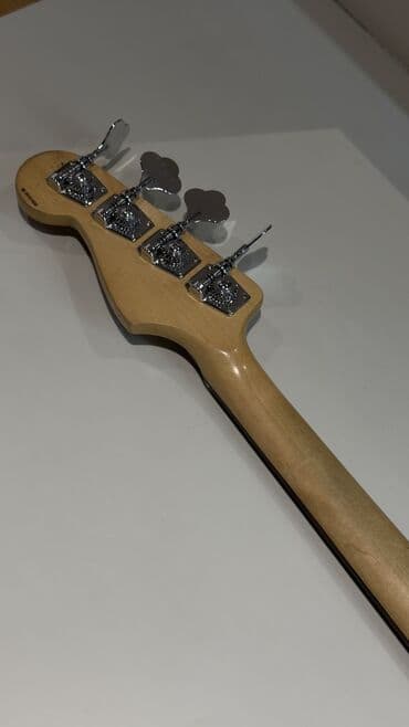 Бас-гитары: İnvasion brendi Jazz Bass (elektro bass) İki pikap sistemi: 1. Boyun at lalafo.az — 8 Бас-гитары: İnvasion brendi Jazz Bass (elektro bass) İki pikap sistemi: 1. Boyun — 8