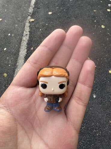 Max - Stranger Things, satılır lalafo.az -da Max - Stranger Things, satılır