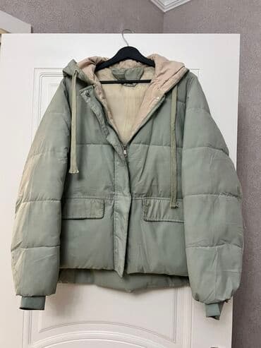 Yastı tikişli qışlıq puf şüşmə gödəkçə - Rəng: açıq yaşıl lalafo.az -da Yastı tikişli qışlıq puf şüşmə gödəkçə - Rəng: açıq yaşıl