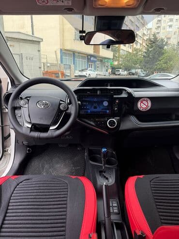 Toyota hibrid sedan lalafo.az -da Toyota hibrid sedan