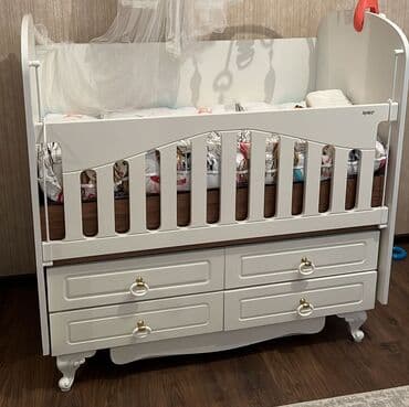 Qız üçün, Yeni, Dördbucaq, Beşik, Dəstsiz, Matrassız, Yellənmə mexanizm ilə lalafo.az -da Qız üçün, Yeni, Dördbucaq, Beşik, Dəstsiz, Matrassız, Yellənmə mexanizm ilə